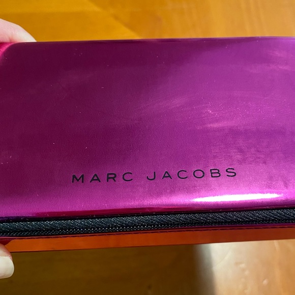 Marc Jacobs Cosmetic Case/Clutch - Picture 7 of 13